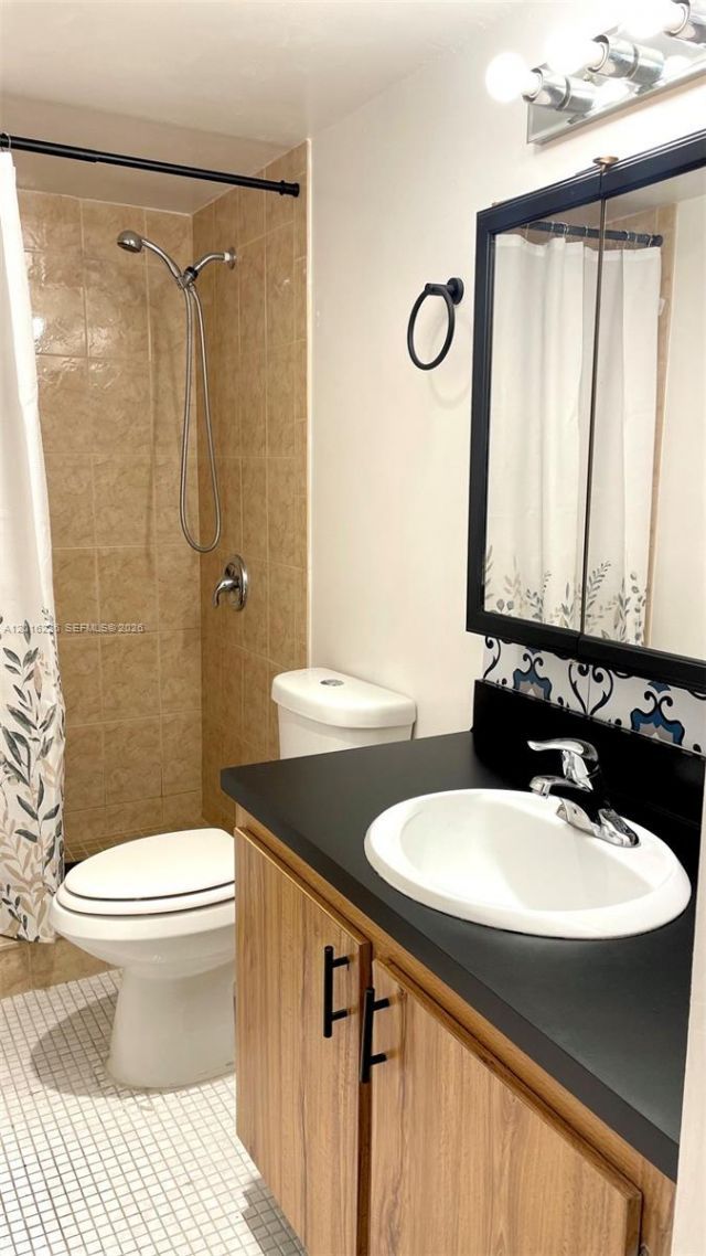 5550 NW 44th St , Unit 407B, Lauderhill, FL 33319 Photo
