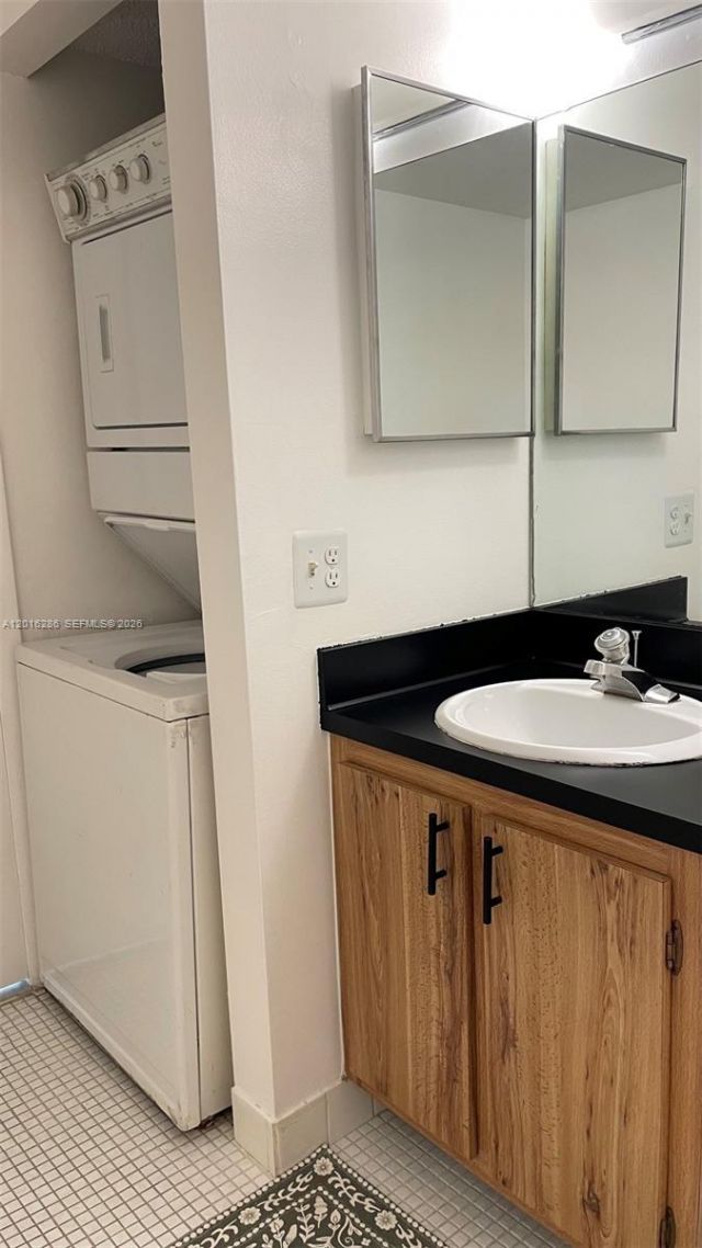 5550 NW 44th St , Unit 407B, Lauderhill, FL 33319 Photo