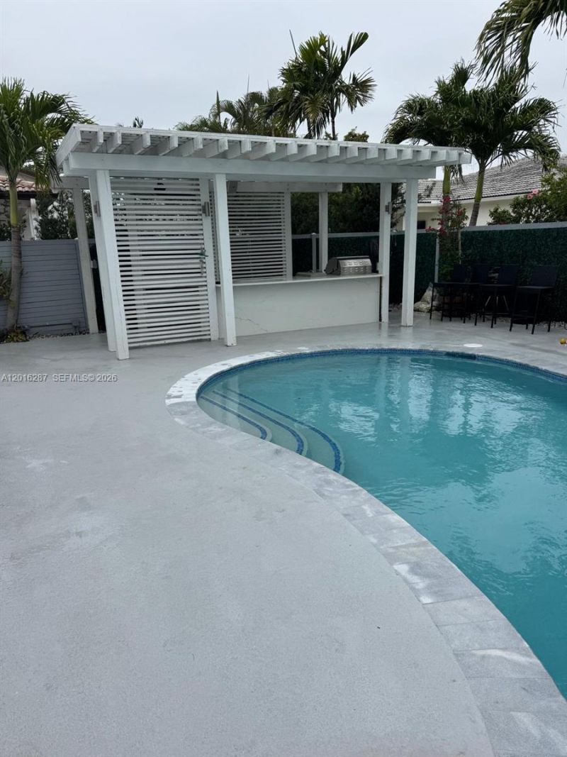 13831 SW 28th St , Miami, FL 33175 Photo