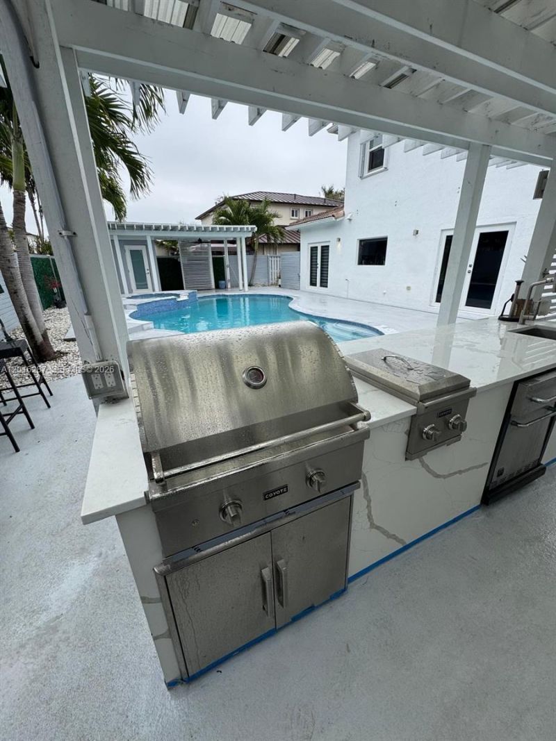 13831 SW 28th St , Miami, FL 33175 Photo