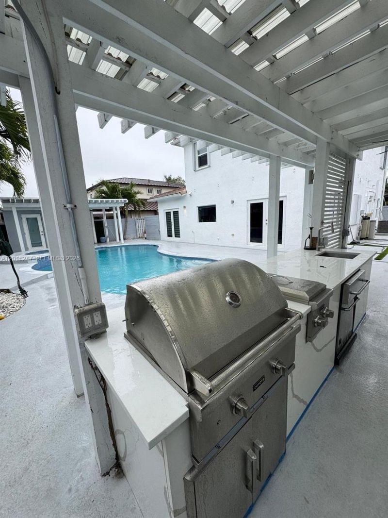 13831 SW 28th St , Miami, FL 33175 Photo