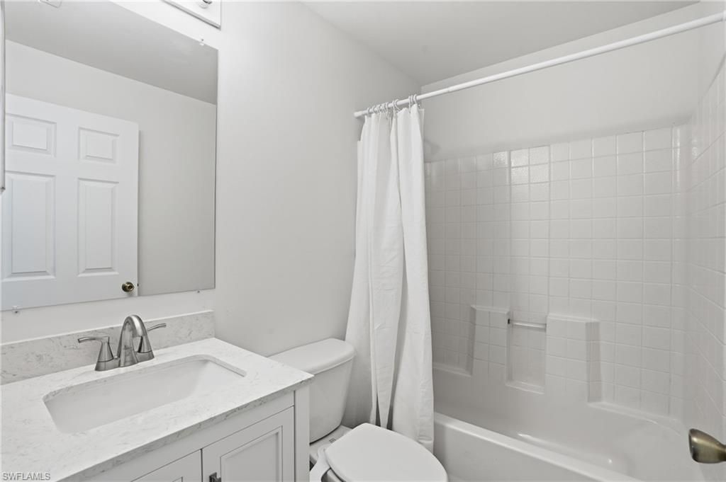 2004 NE 5th Ter, Cape Coral, FL 33909 Photo