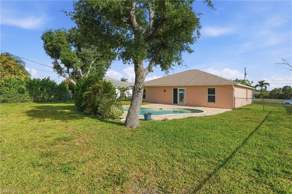 2004 NE 5th Ter, Cape Coral, FL 33909 Photo