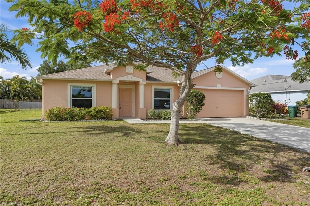 2004 NE 5th Ter, Cape Coral, FL 33909 Photo