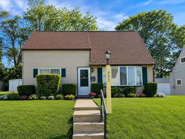 903 LAS VEGAS DRIVE, TEMPLE, PA 19560