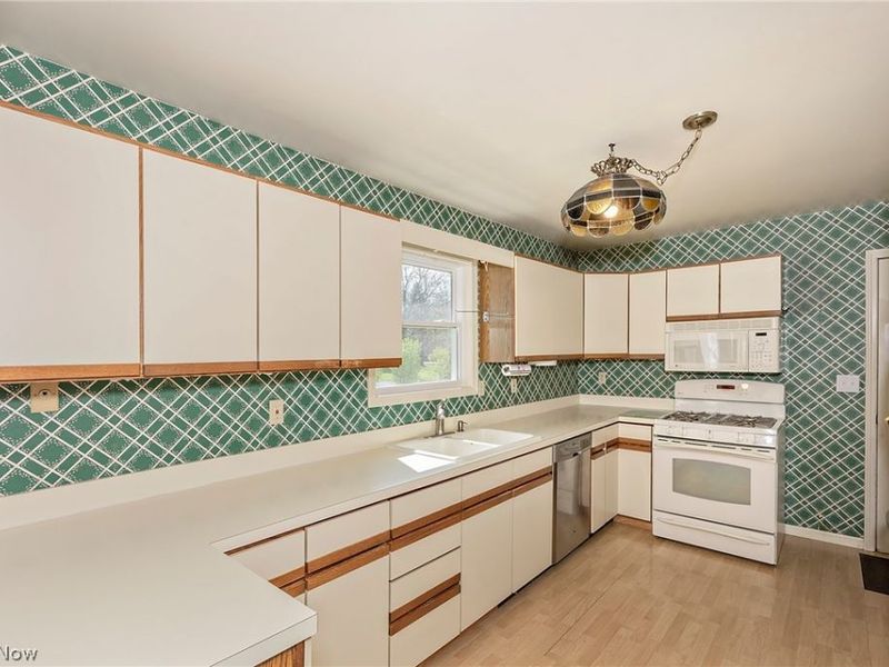 13310 Cedar Acres Drive, Chesterland, OH 44026 Photo 15