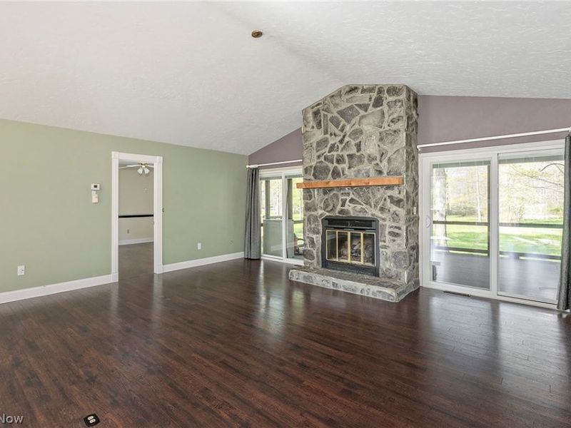 13310 Cedar Acres Drive, Chesterland, OH 44026 Photo 4