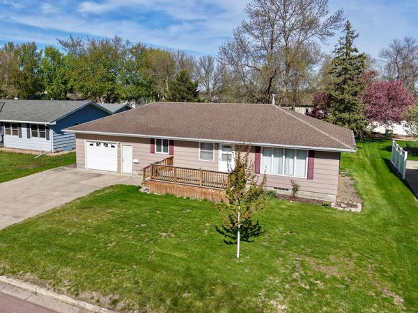 556 Elm Avenue, Westbrook, MN 56183