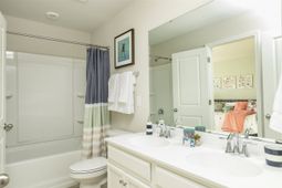 343 Kindred Spirit Dr photo 4