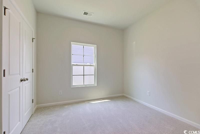 520 Cambridge Dr.  Photo 14