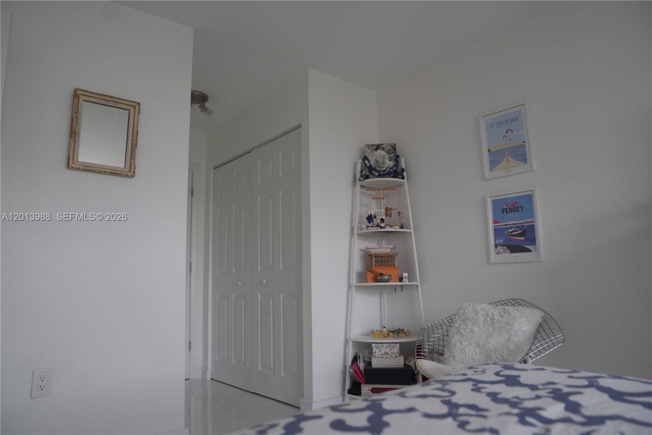 2851 NE 183rd St , Unit 1107E, Aventura, FL 33160 Photo