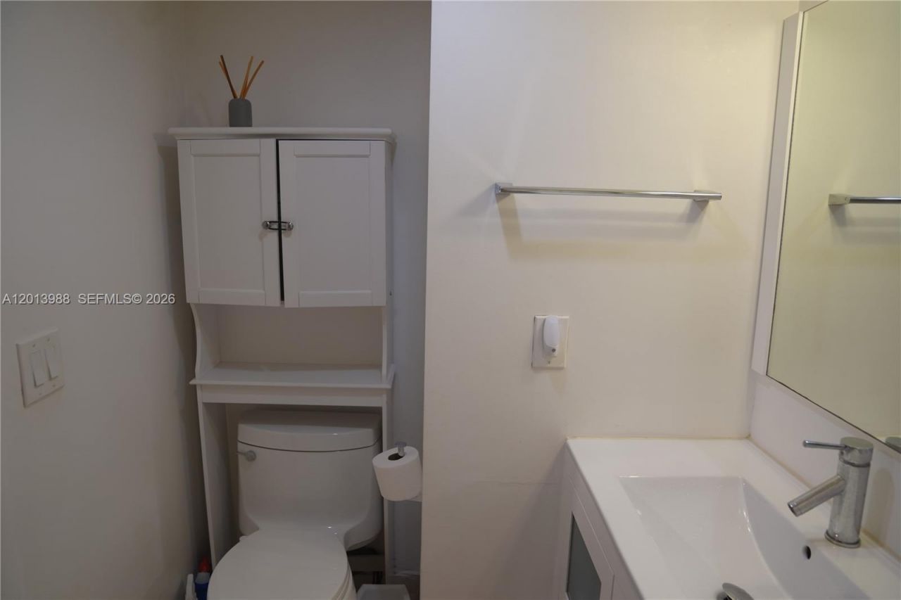 2851 NE 183rd St , Unit 1107E, Aventura, FL 33160 Photo