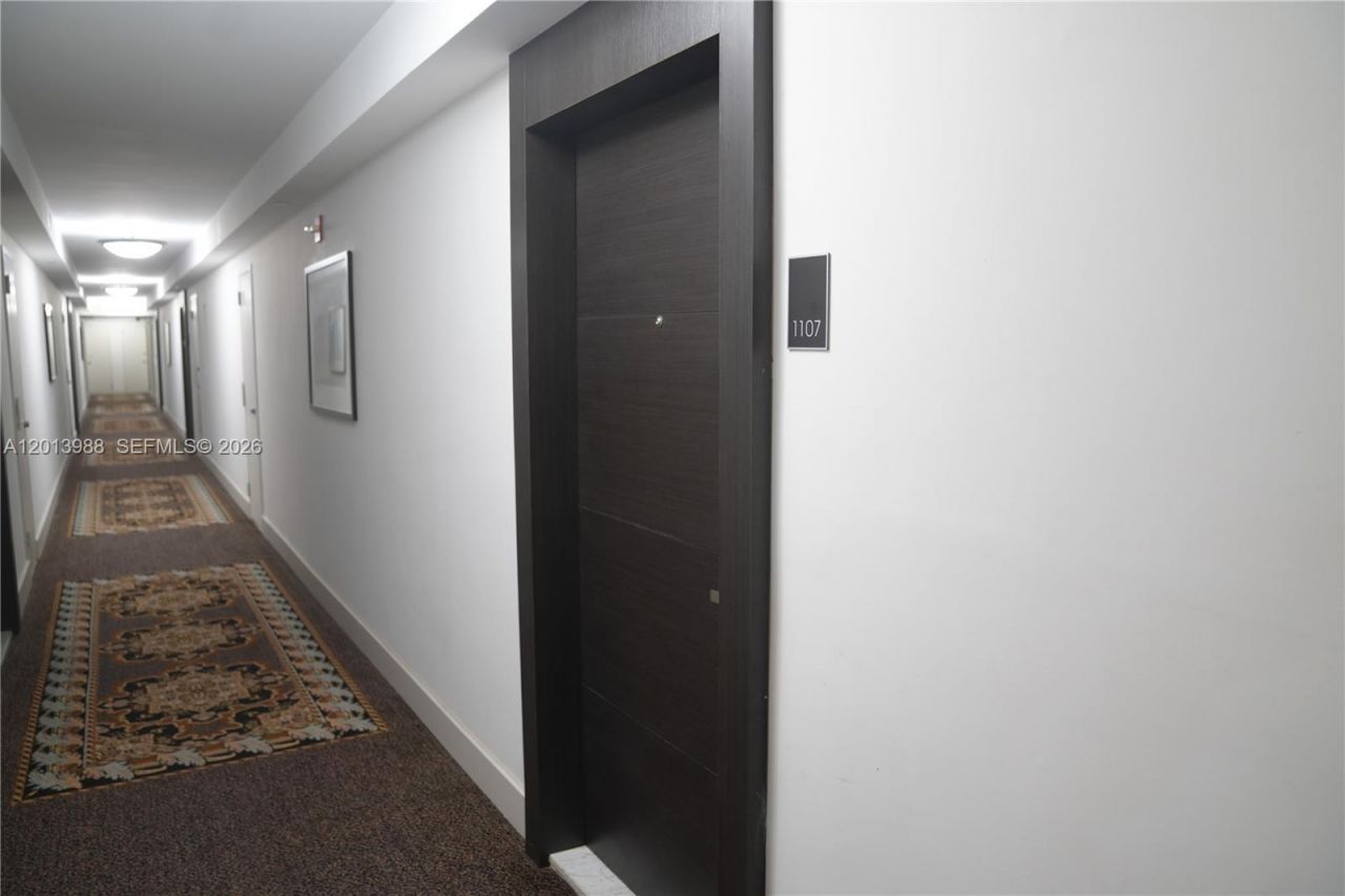 2851 NE 183rd St , Unit 1107E, Aventura, FL 33160 Photo