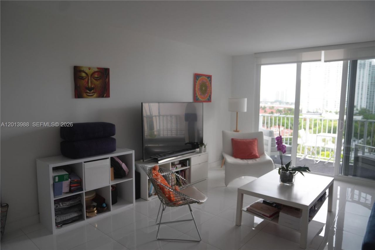 2851 NE 183rd St , Unit 1107E, Aventura, FL 33160 Photo