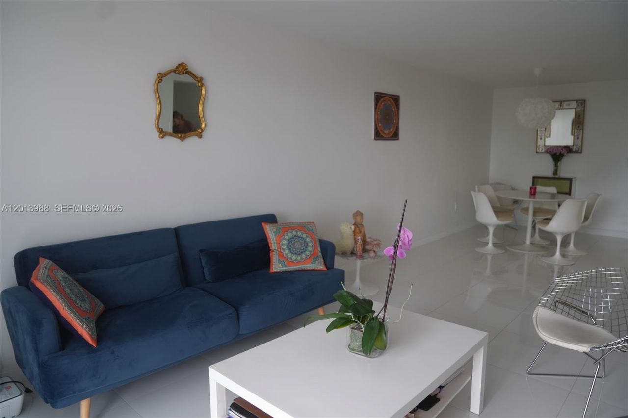 2851 NE 183rd St , Unit 1107E, Aventura, FL 33160 Photo