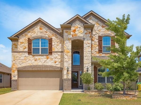1306 Crossvine Drive, Anna, TX 75409