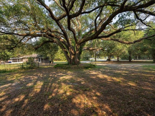 111 SW PRAIRIE STREET , LAKE CITY, FL 32024