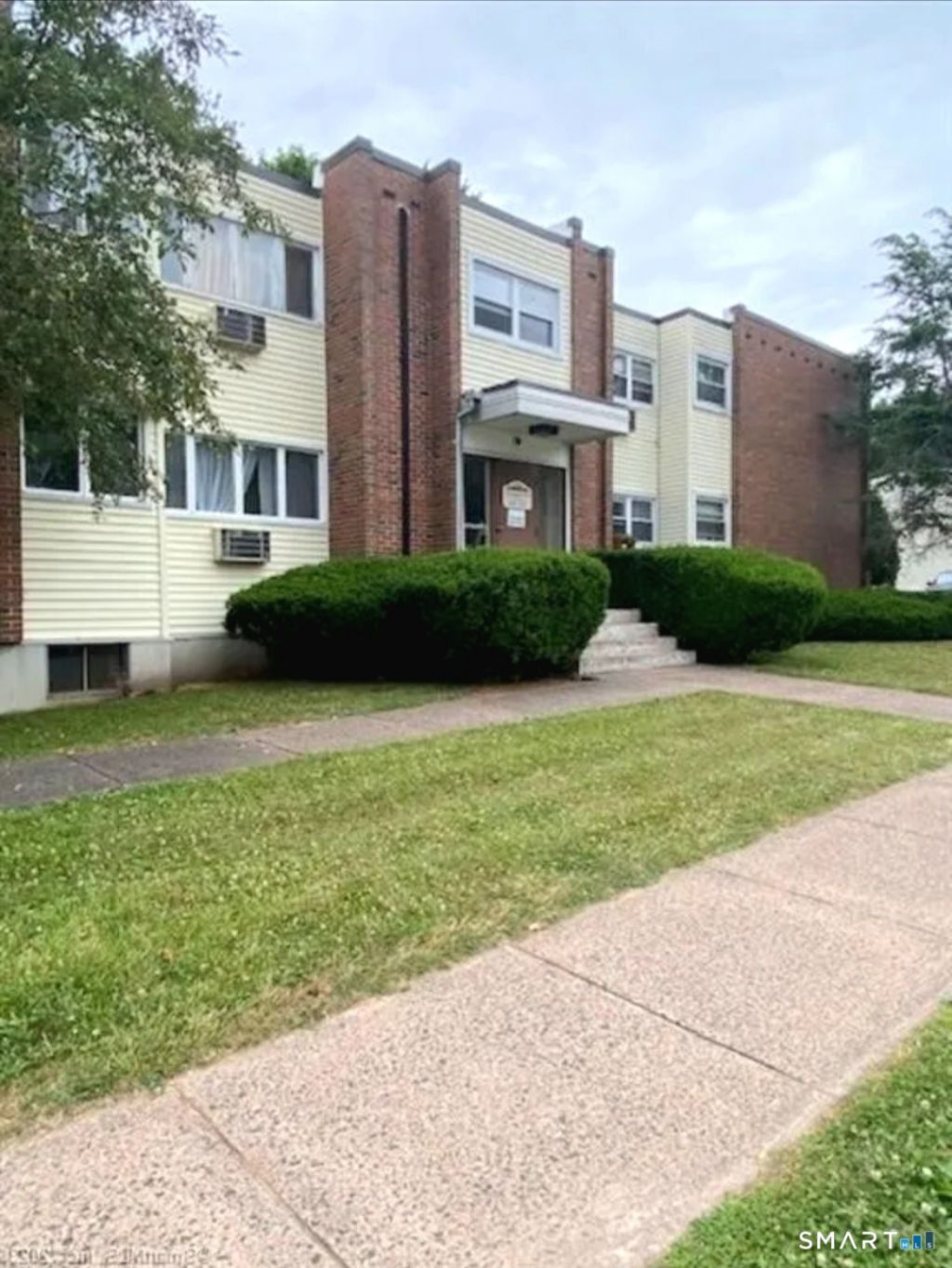 20 Thompson, Unit A, Manchester, CT 06040 Main Photo
