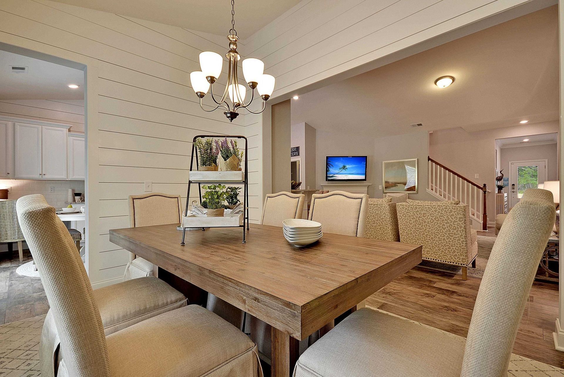 335 Kindred Spirit Dr Photo 7