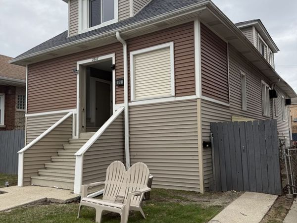 2807 N 74th Court , Unit 2, Elmwood Park, IL 60707