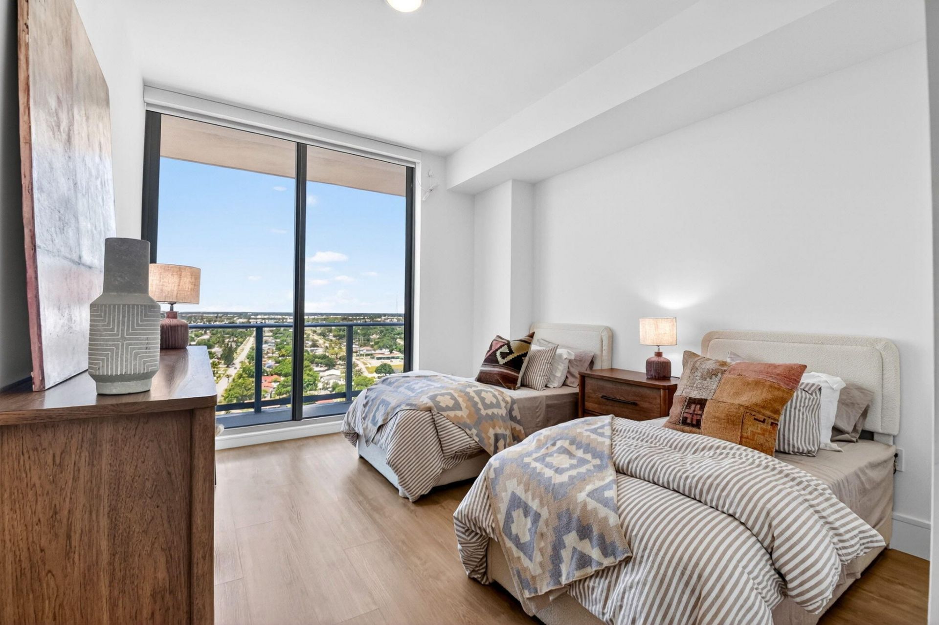 220 Lake Shore Drive, Unit 1708, Lake Park, FL 33403 Photo