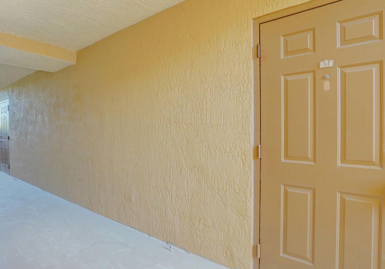 611 Villa Circle, Boynton Beach, FL 33435 Photo