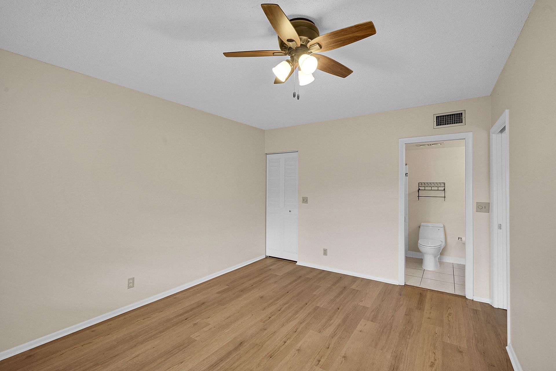 2340 SW 22nd Avenue, Unit 306, Delray Beach, FL 33445 Photo