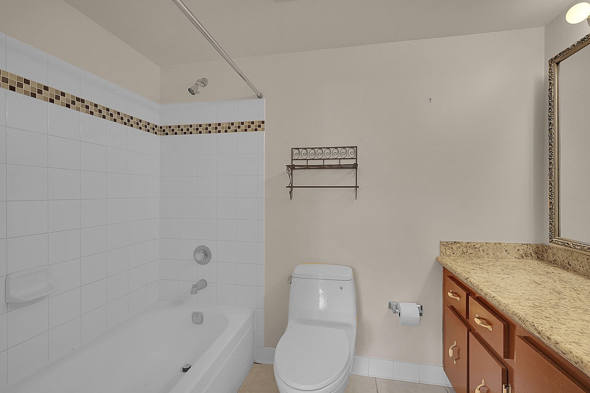 2340 SW 22nd Avenue, Unit 306, Delray Beach, FL 33445 Photo