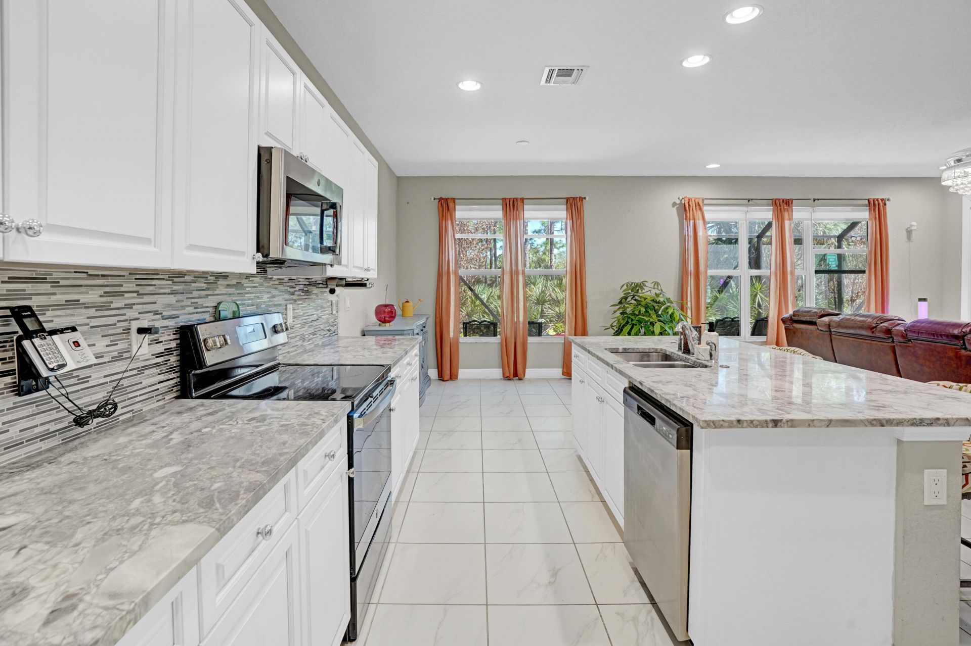 1212 NW Leonardo Circle, Port Saint Lucie, FL 34986 Photo