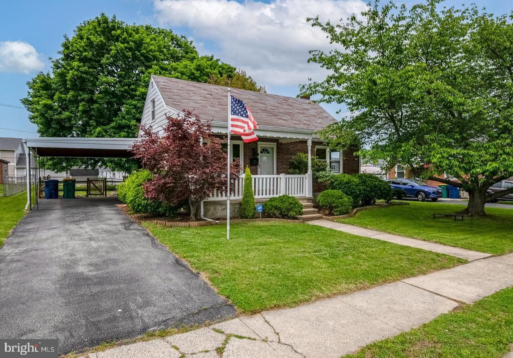 2811 GARFIELD AVENUE, READING, PA 19609