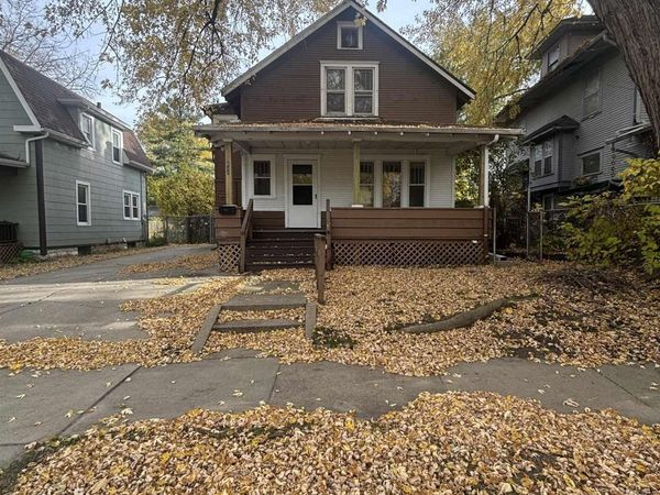 821 W Mullan Avenue, Waterloo, IA 50701