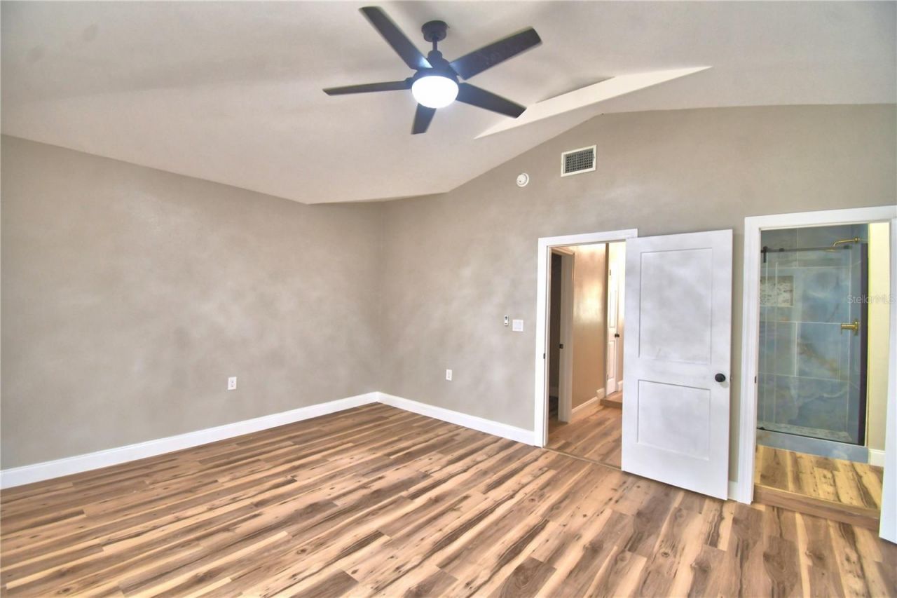 3553 Center Circle , Largo, FL 33774 Photo