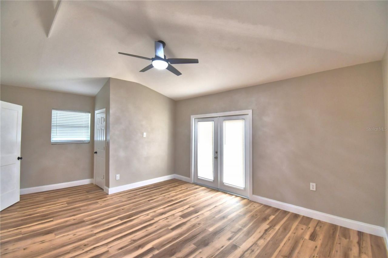 3553 Center Circle , Largo, FL 33774 Photo