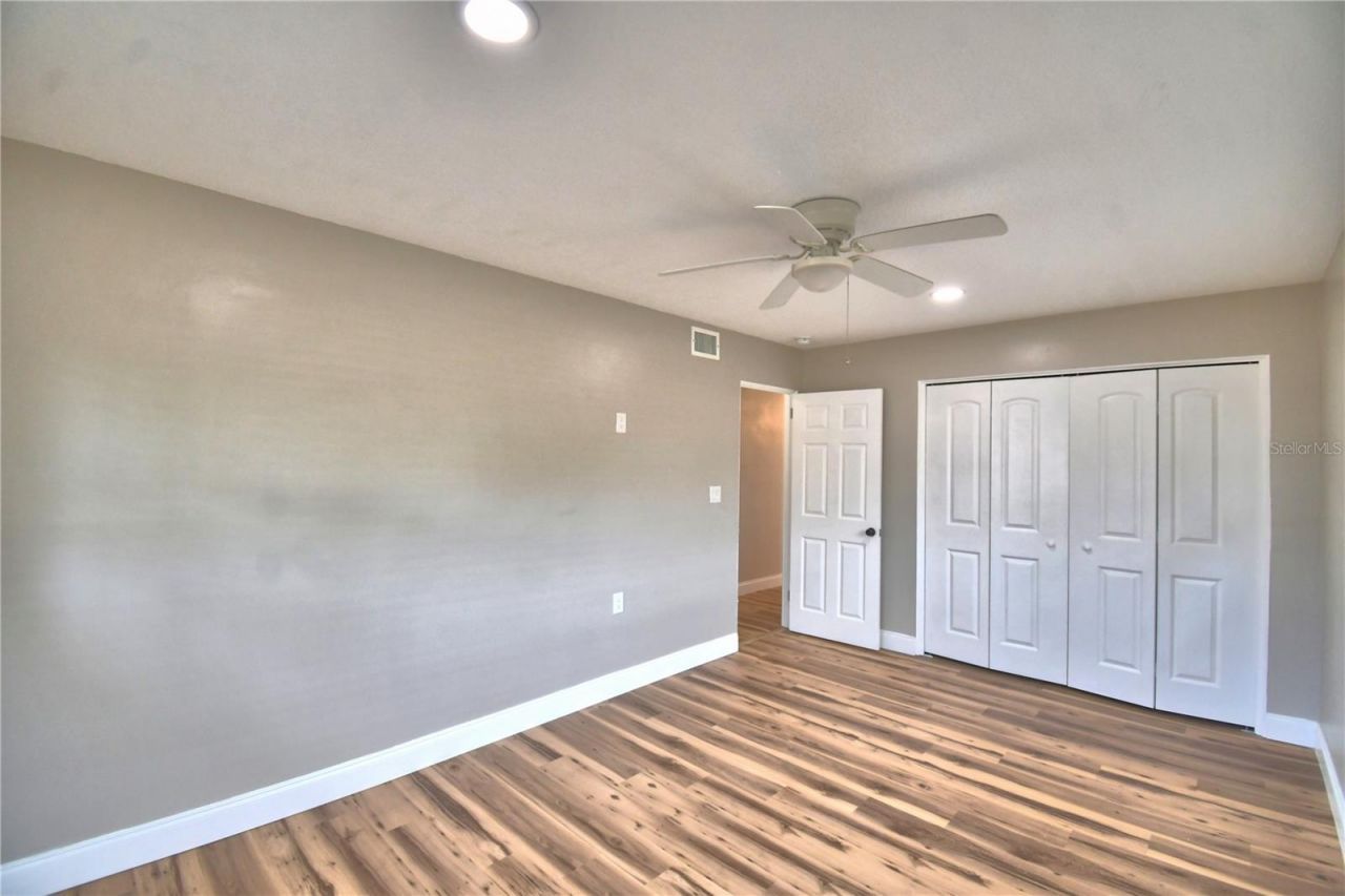 3553 Center Circle , Largo, FL 33774 Photo