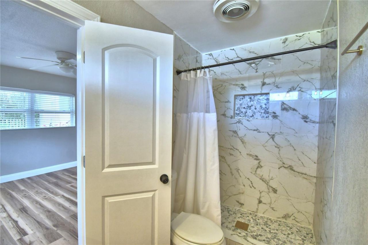 3553 Center Circle , Largo, FL 33774 Photo