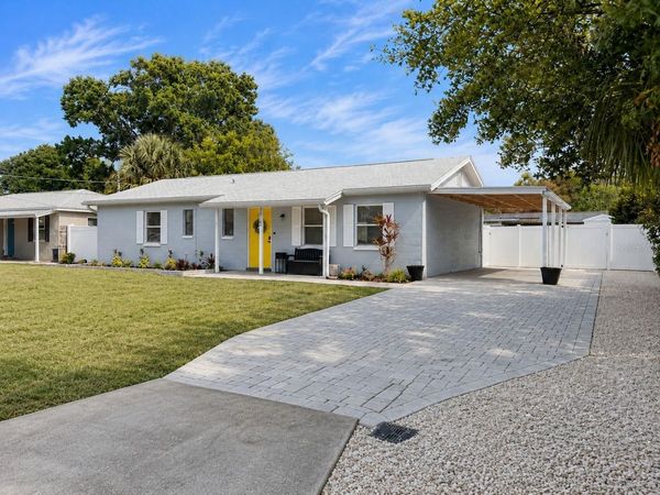 3913 W LEILA AVENUE, TAMPA, FL 33616