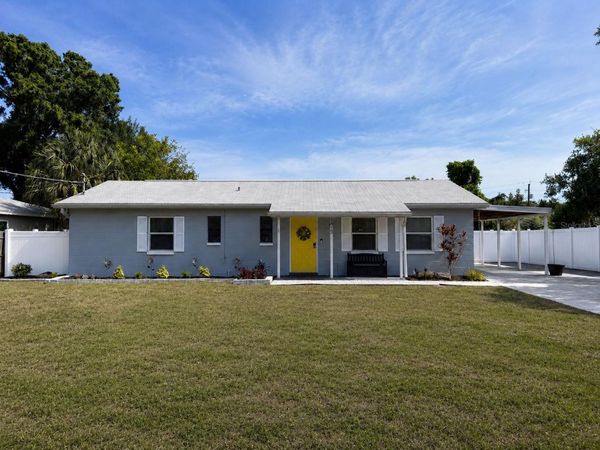 3913 W LEILA AVENUE , TAMPA, FL 33616