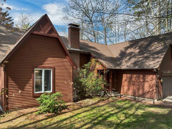 35 Robin Acres Drive, Wolfeboro, NH 03894