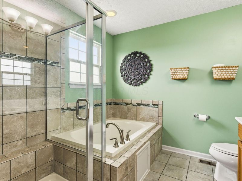 5585 Harvest Curve Lane, Canal Winchester, OH 43110 Photo 25