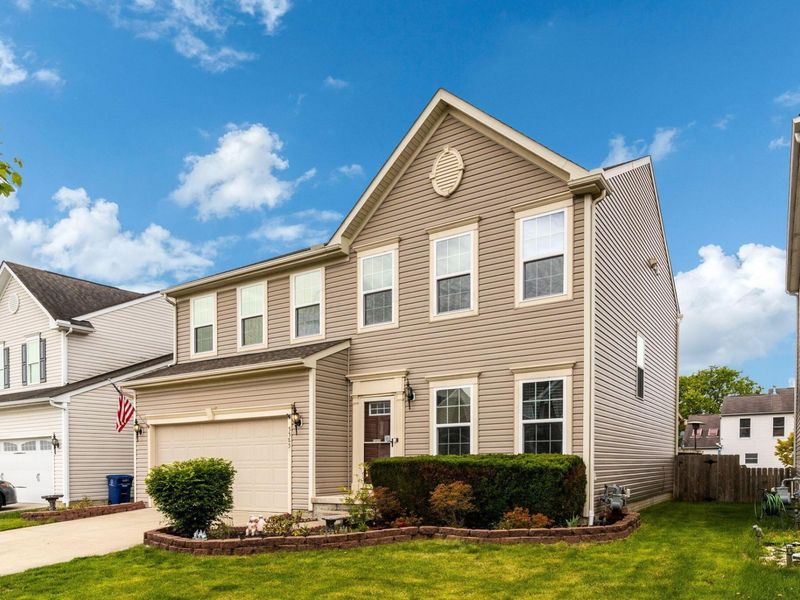 5585 Harvest Curve Lane, Canal Winchester, OH 43110 Photo 3