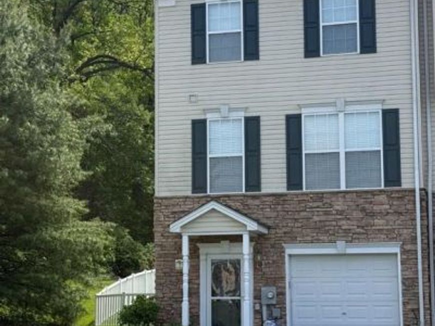 390 Bruaw Drive, York, PA 17406 Main Photo