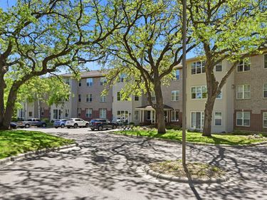 8500 Franlo Road, Unit 310, Eden Prairie, MN 55344