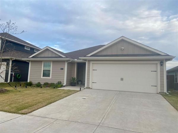 6413 Shoreline Lane , Princeton, TX 75407