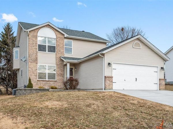 1245 Harvest Ridge Drive Drive, St Charles, MO 63303