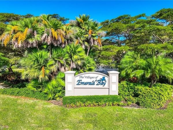 386 Emerald Bay CIR , Unit G5, NAPLES, FL 34110