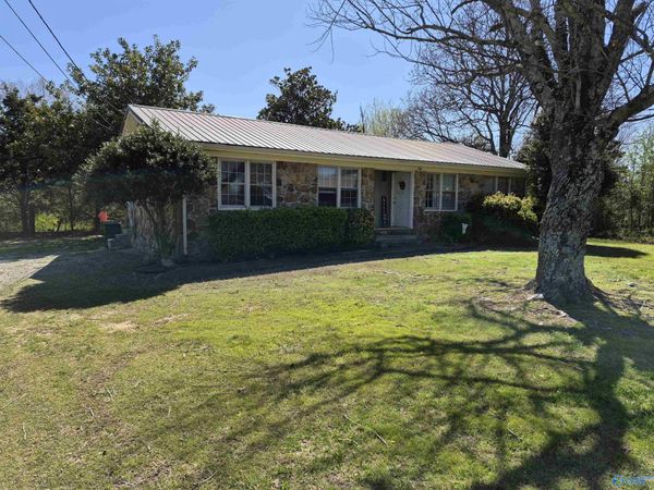 8855 Frankfort Road, Tuscumbia, AL 35674