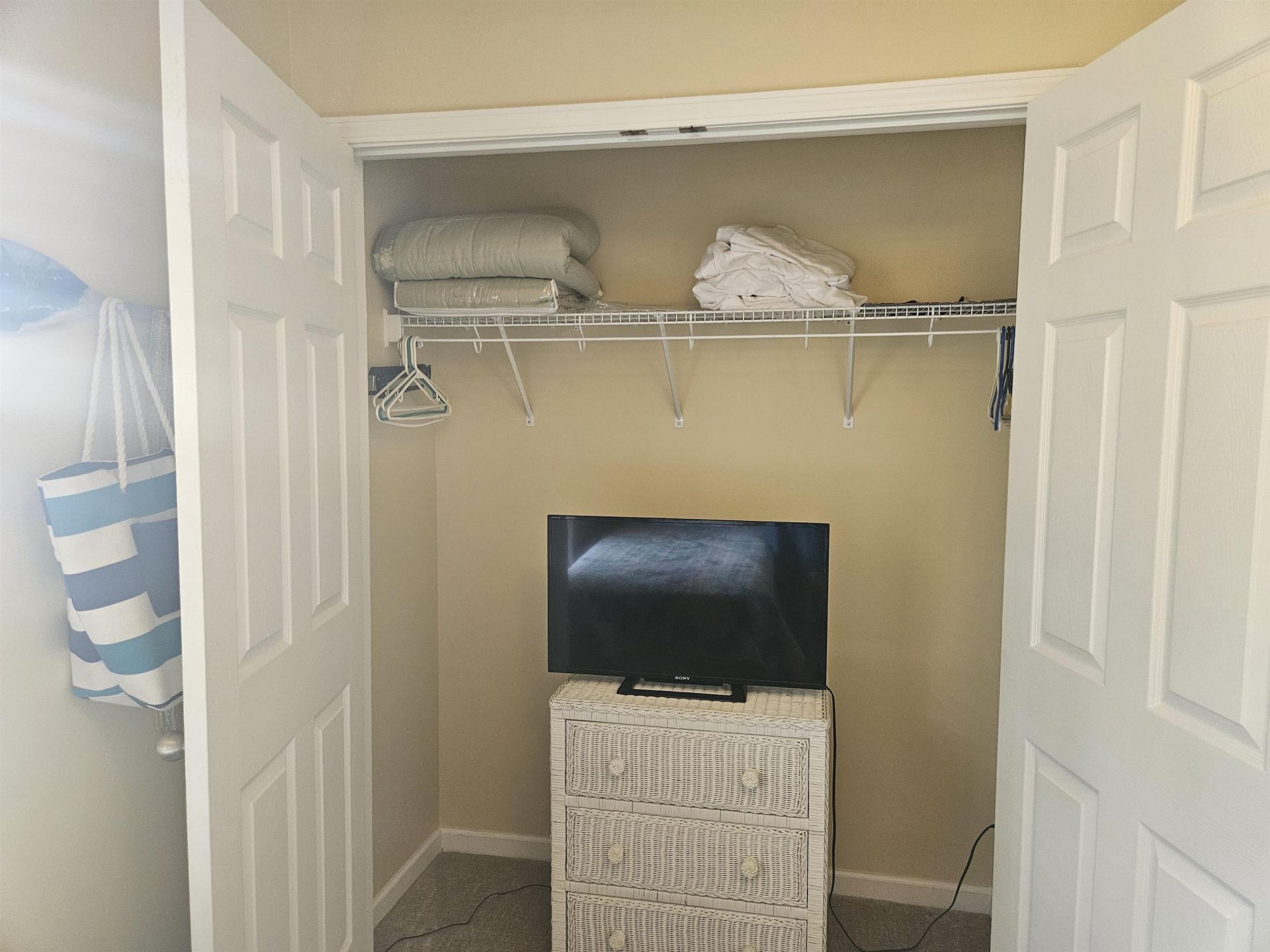 126 Balsa Dr. Photo 37