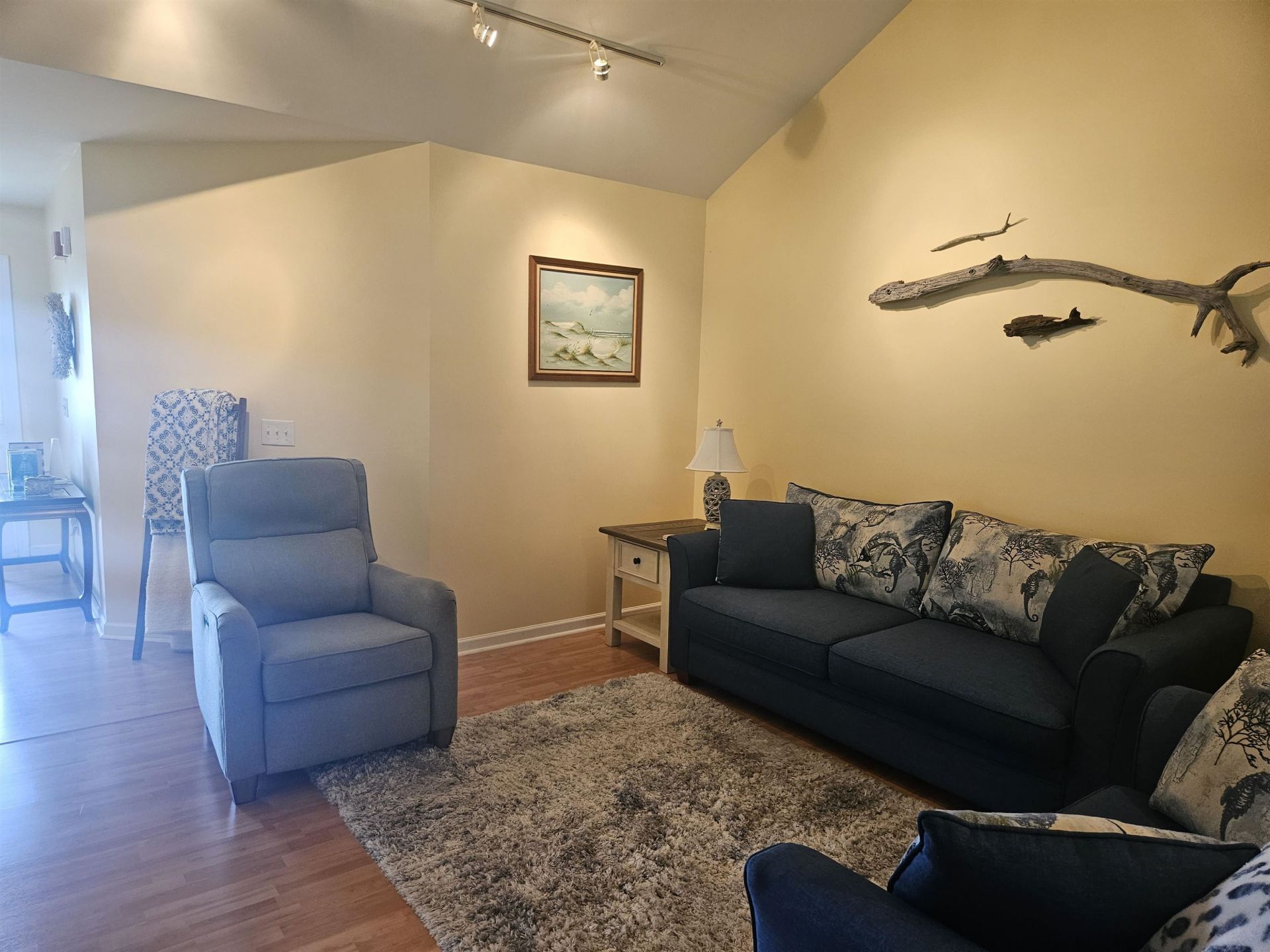 126 Balsa Dr. Photo 9