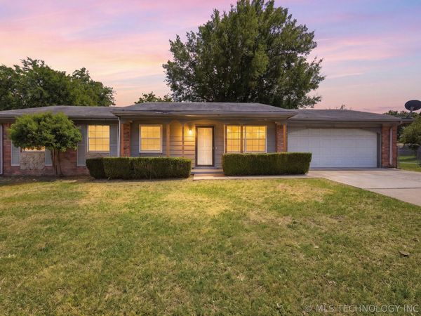 6810 E 73rd Street , Tulsa, OK 74133