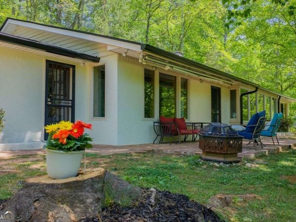153 January Lane, Ellijay, GA 30540